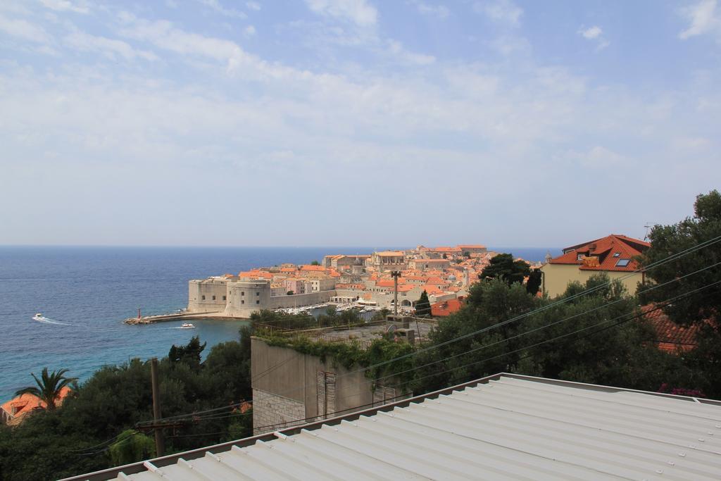 Nava * Dubrovnik